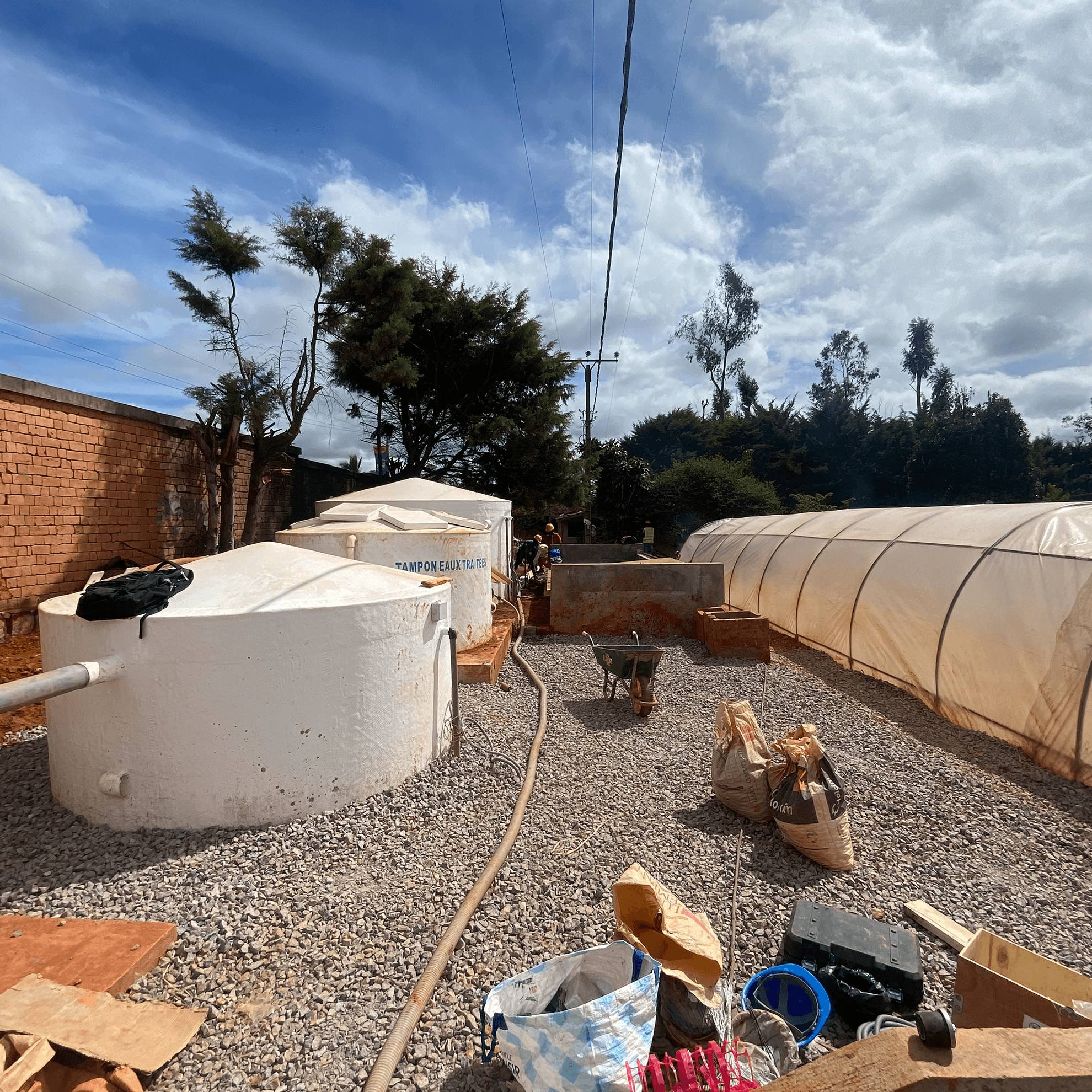 Bassins de coagulation et floculation avec agitateurs motorises